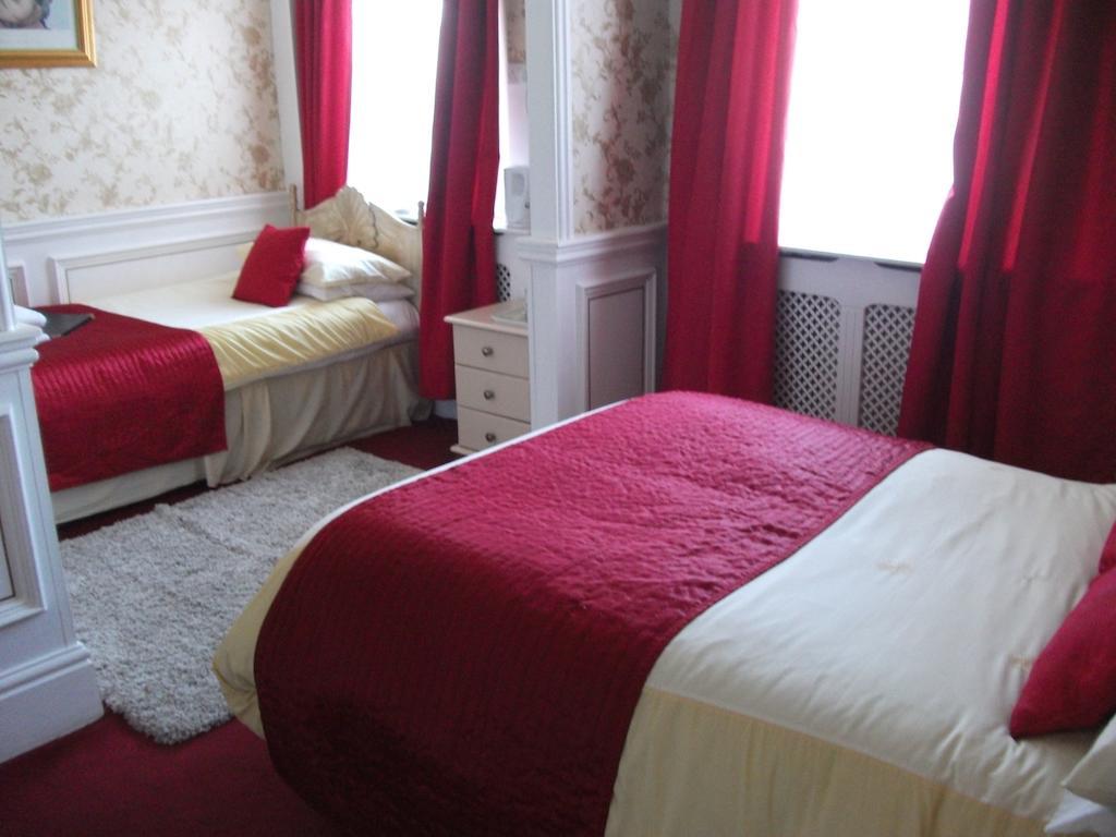 Couette-café The Brema 3*